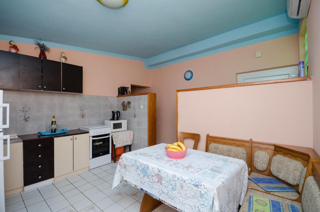 Apartment Marija Zdenko 洛帕 外观 照片